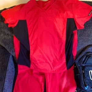 Cherokee flexibles scrub set like new